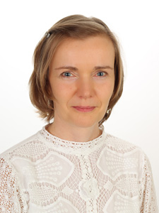 Portrait photo of Magdalena Szechyńska-Hebda